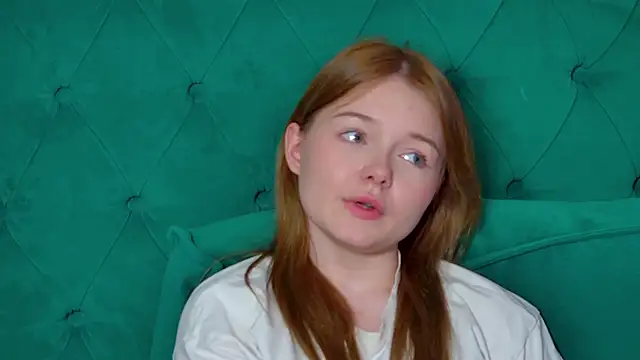 ElinaVale live