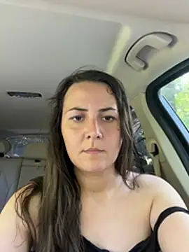 BrunetteNymph live