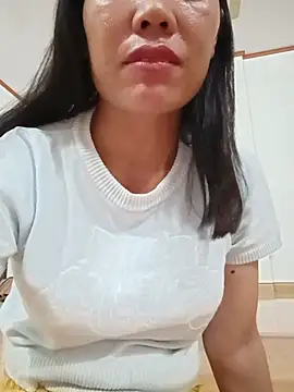 -Maya-a live