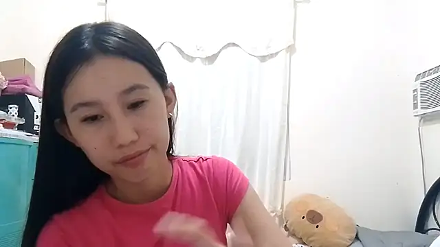 NicholleCicione live
