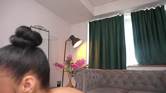 YaraCrave live