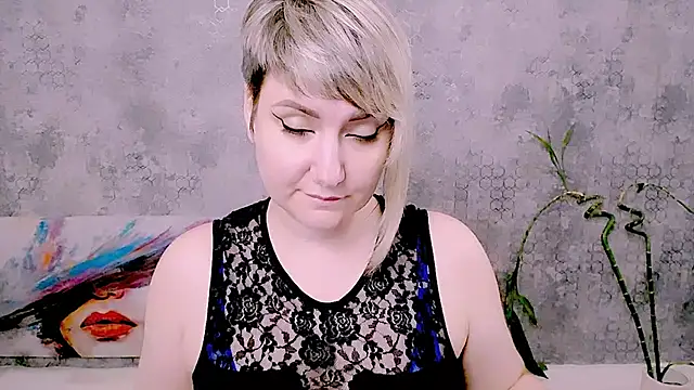 Djullia live