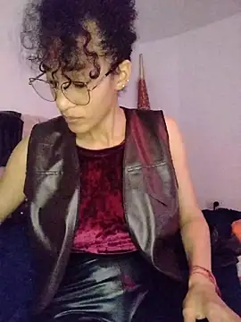 AmelieMartinez live
