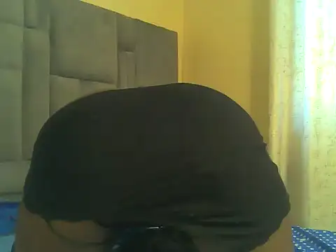 naughty-ebony1 live