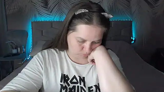uliastar live