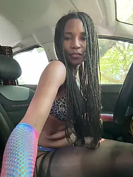 ShantelSexyYoungMilfie live