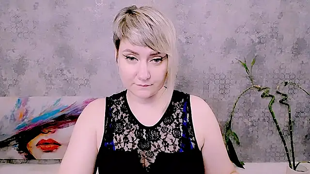Djullia live