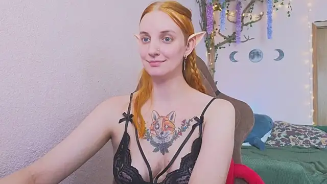 Elfie_Agatha live