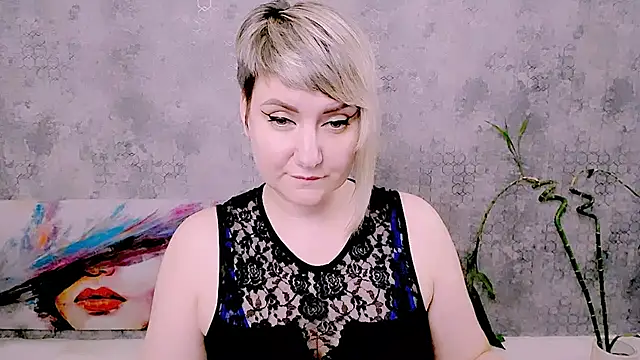 Djullia live