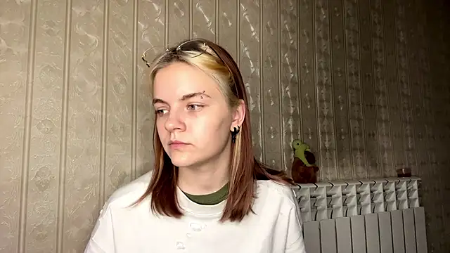 KimWarner live