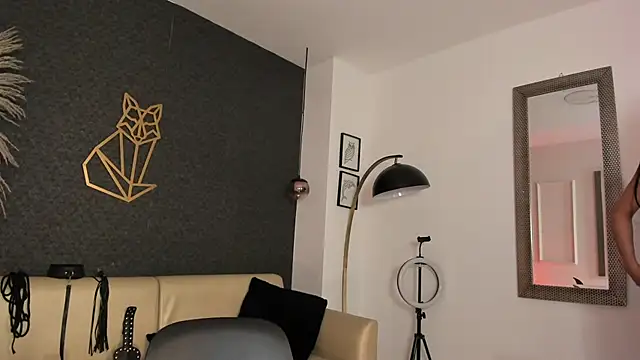 RACHEL_EV live