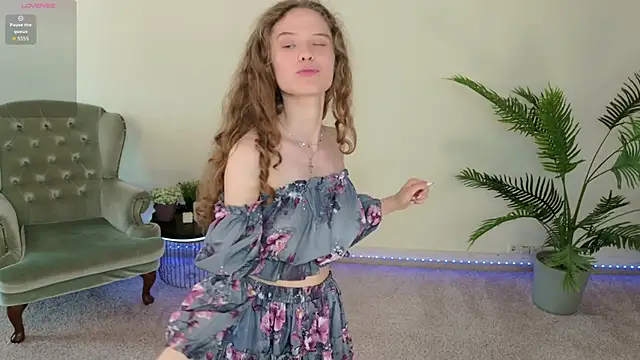 Mila_Stain live