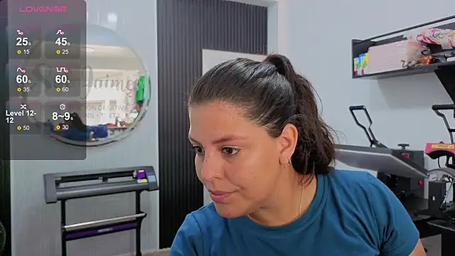Daniela_mendoza26 live