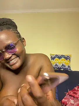 Bustyy_Bitch live