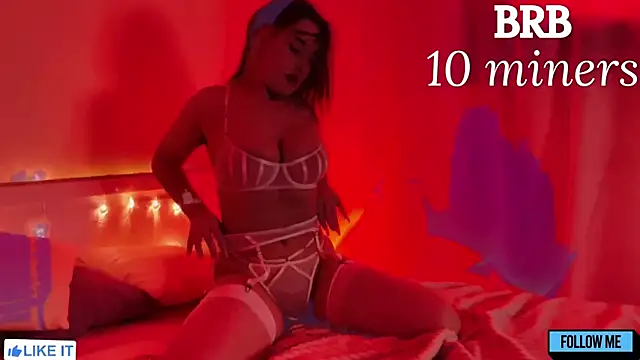 Emily_Gin live