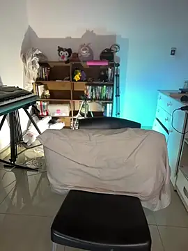 NikkiNix live