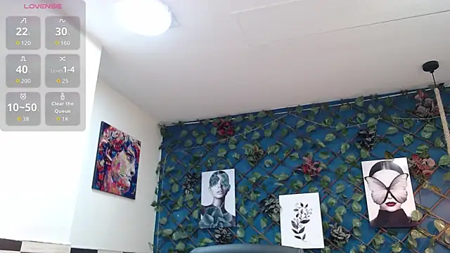 mila_quin live