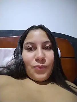 esmeralda_jadees live