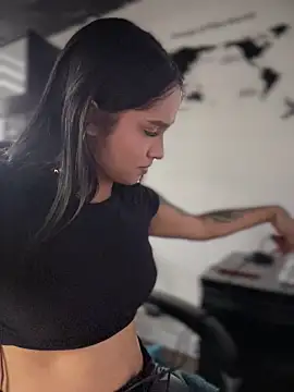 Isabella-Teen live