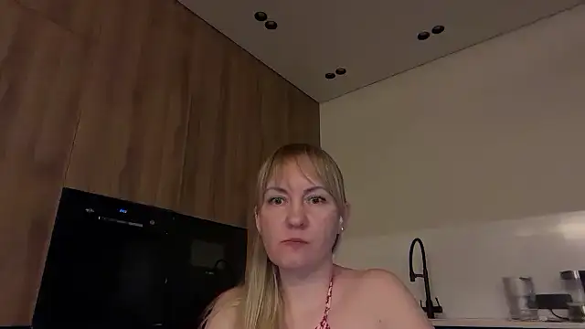Dorielle live