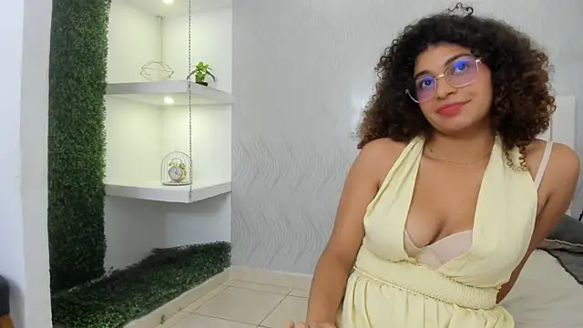 melany_guzman live