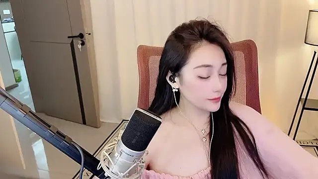 Daisy-77 live