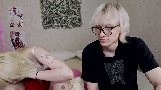 NeetMolly live