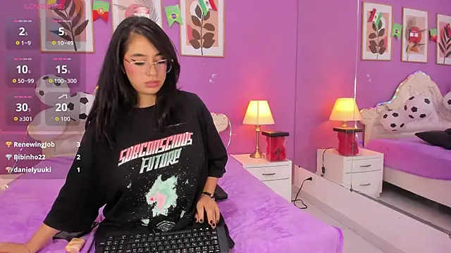 YayaQueen live