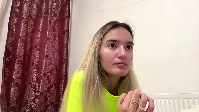 ReathaKiss live