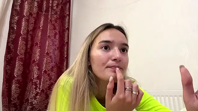 ReathaKiss live