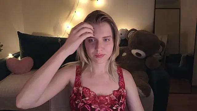Viki_Charm live