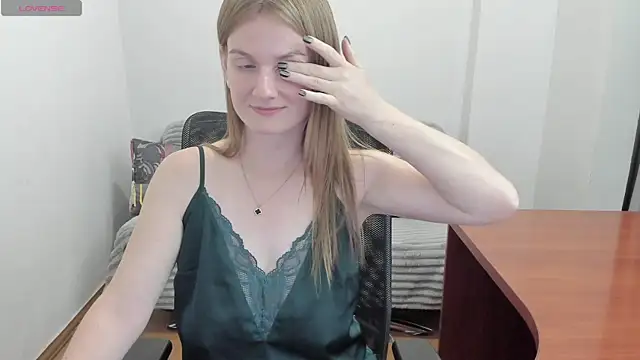 Alisha_Skyes live
