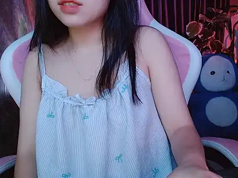 Julie_Ulie live