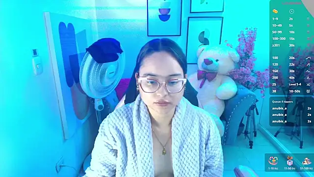 Shady_bug live