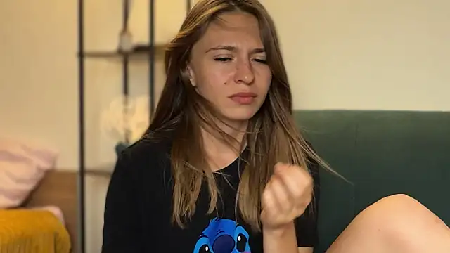 LovelyKatea live