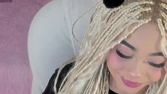 conny__curly live