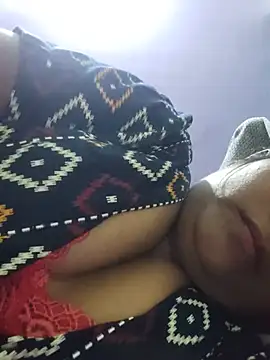 yamini1431 live
