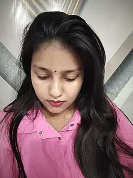 Pavitra_Sharma live