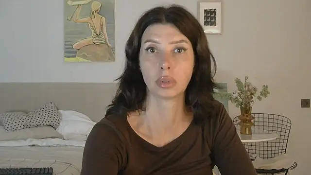 WhiteQueen888 live