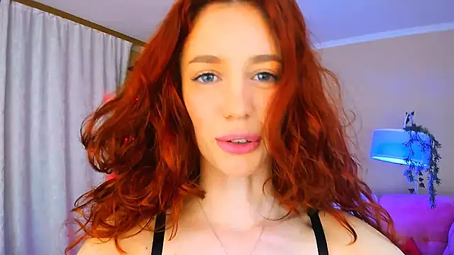 ChristinaConteeree live