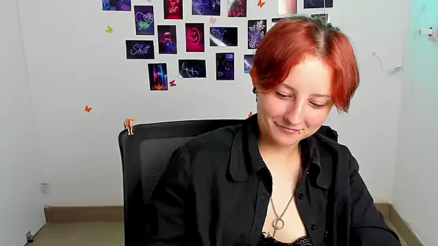 Dilara_Kiss_ live