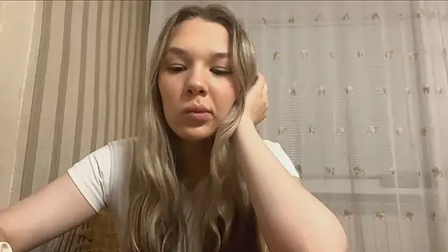 AminaGirl live