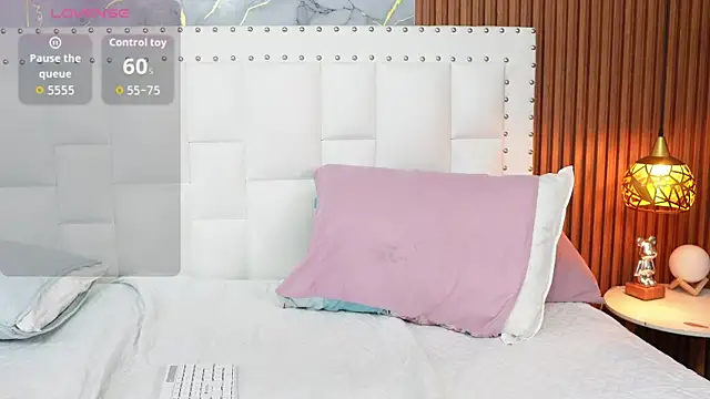 hornybarelylegalgirl live