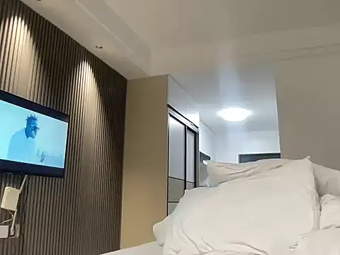 Pretty_aggy live