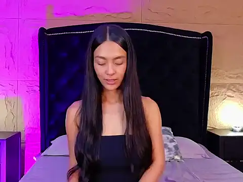 Ella_Walsh live