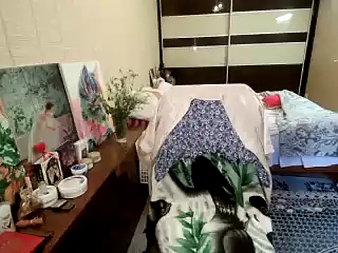 Lia_Laguna77 live