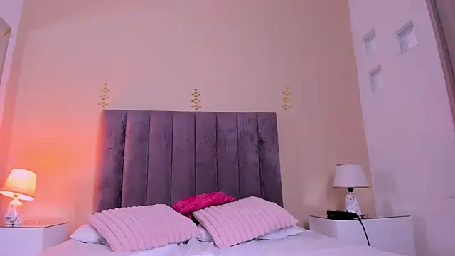 scarlet_pielcanela live