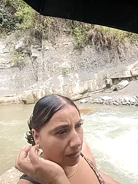 esmeralda_li live