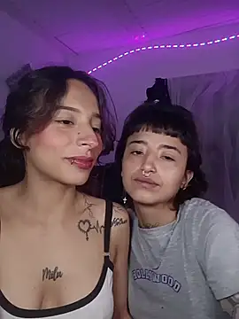 AlexxaAndRileyy live