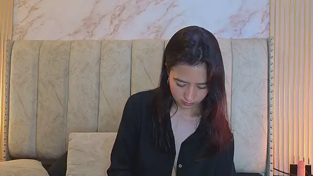 Alahia_Bloom profile